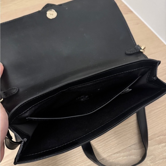 Zara Crossbody Bag - Picture 5 of 8